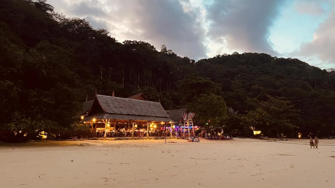 Phi Phi Relax Beach Resort Tailandia