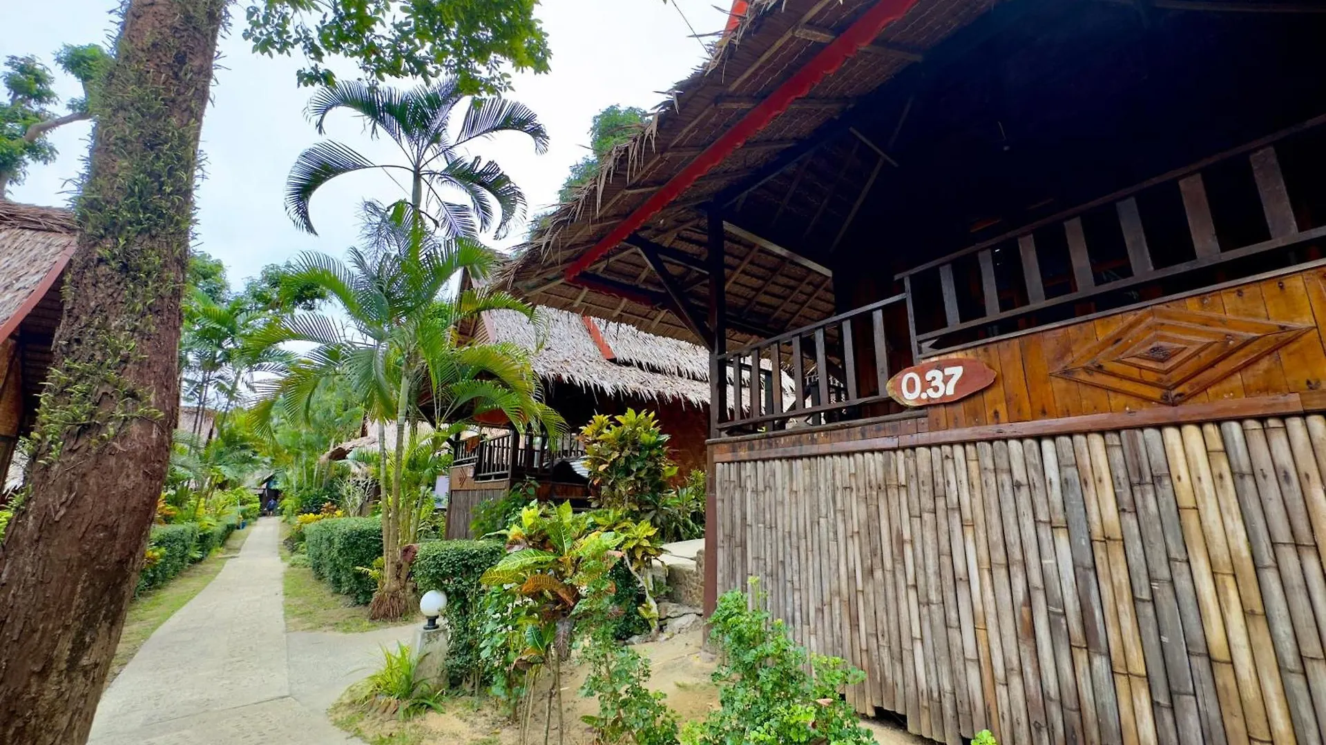 ***  Phi Phi Relax Beach Resort Tailandia
