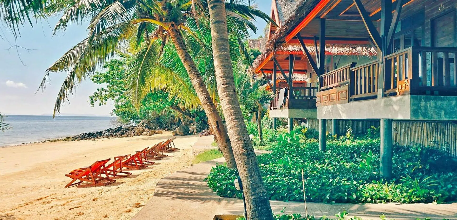 Phi Phi Relax Beach Resort