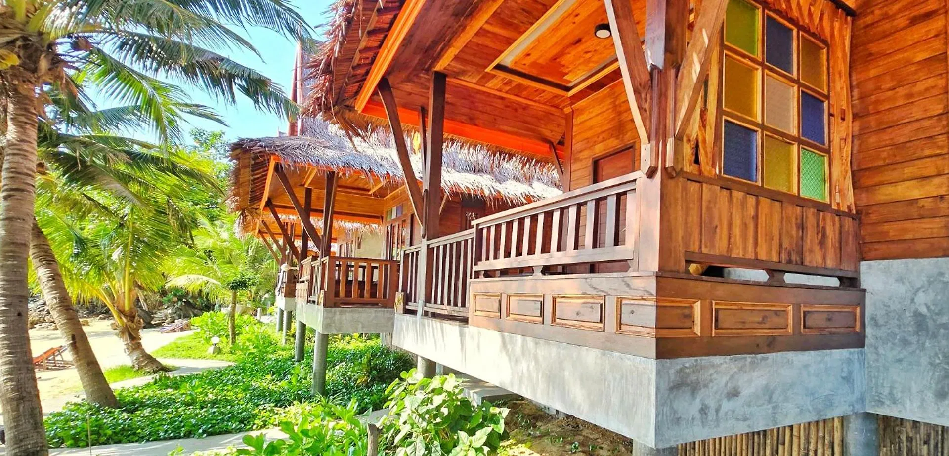 Phi Phi Relax Beach Resort