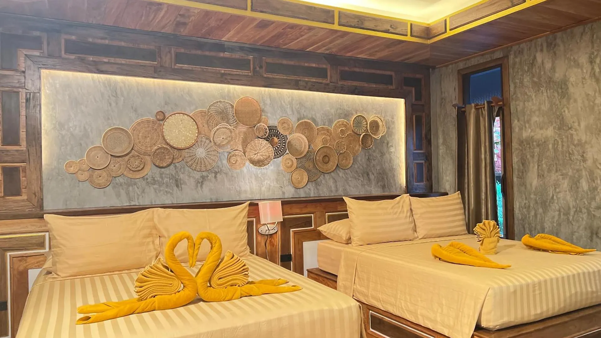 Phi Phi Relax Beach Resort