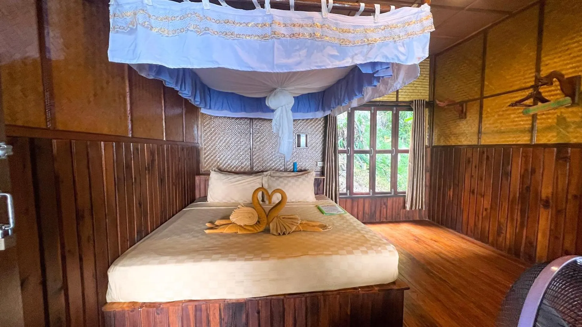 Phi Phi Relax Beach Resort 3*, Ko Phi Phi Tajlandia