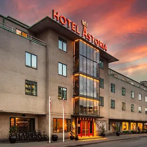 https://astoria-hotel-copenhagen.copenhagenhotelselect.com