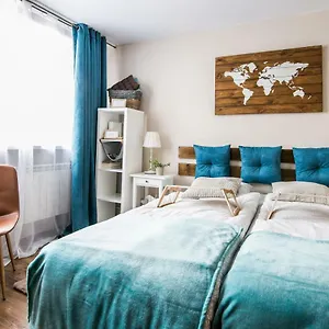 https://studio-4th-floor.poznan-hotels.com