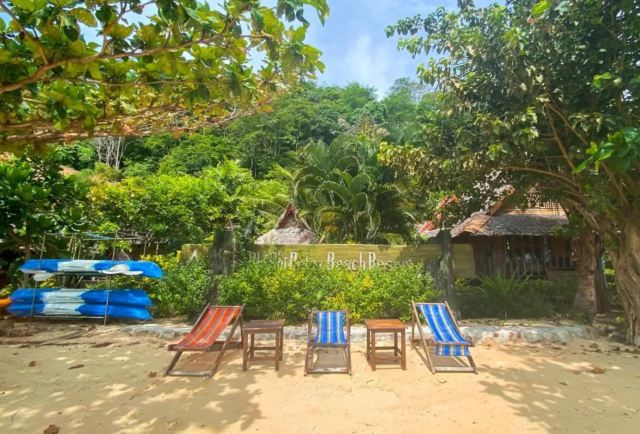 Phi Phi Relax Beach Resort Thaiföld