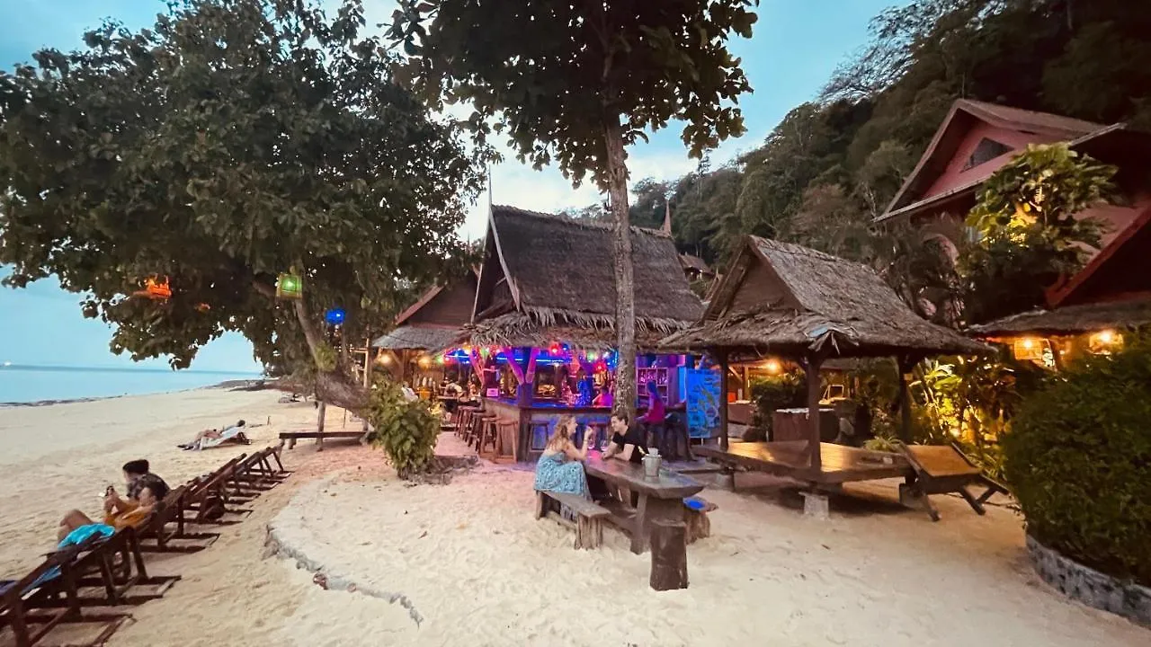 Phi Phi Relax Beach Resort