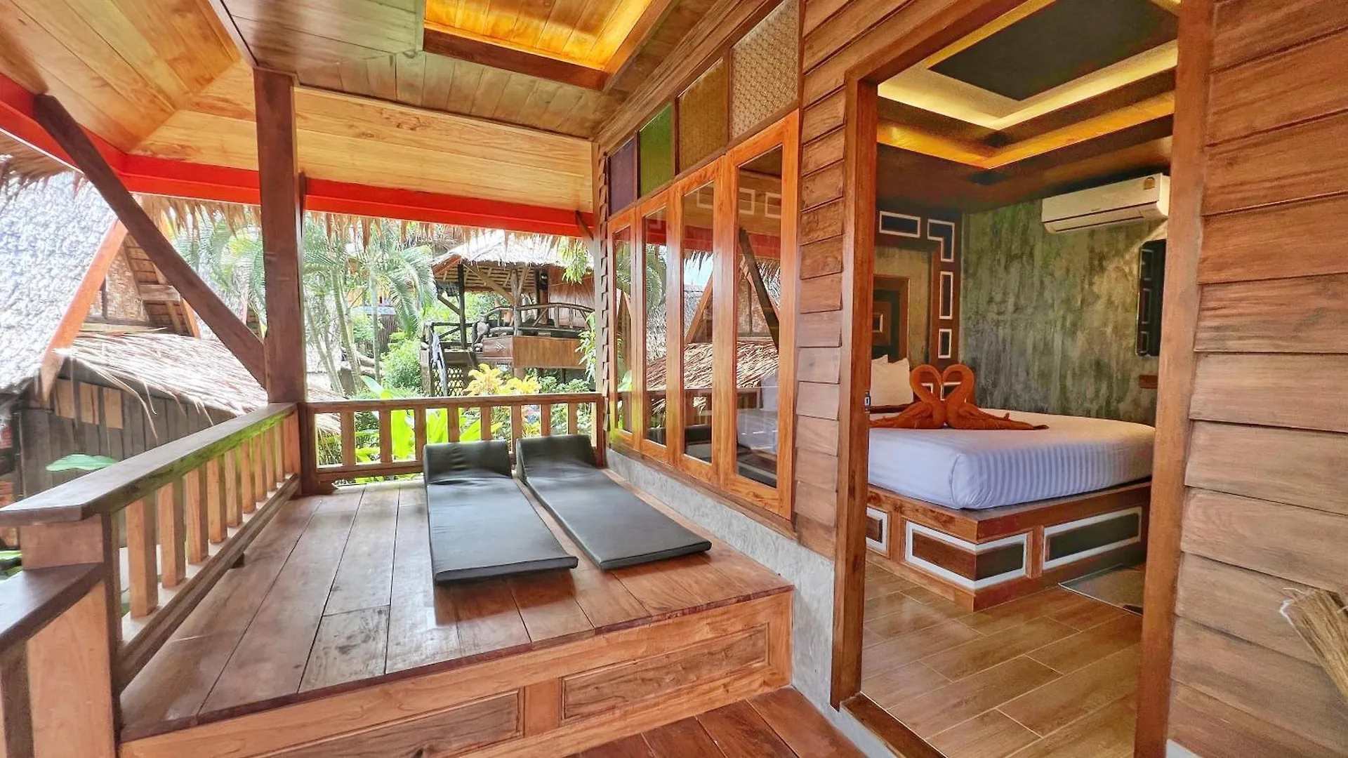 Phi Phi Relax Beach Resort