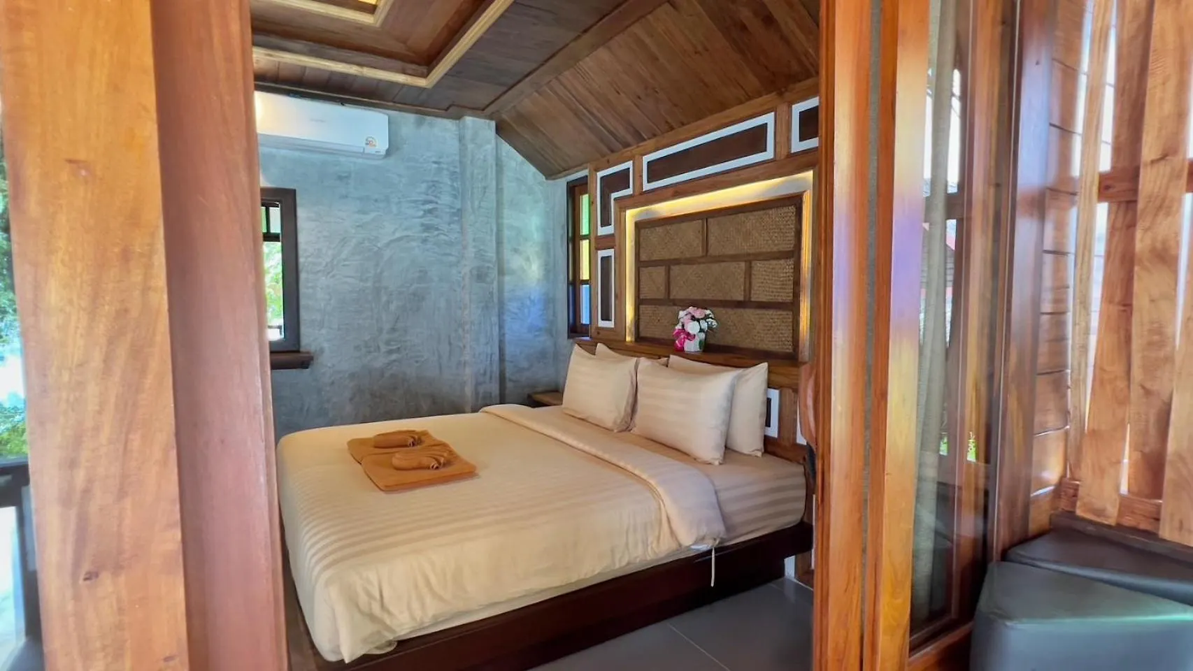 Phi Phi Relax Beach Resort 3*, Phi Phi Don Thailand