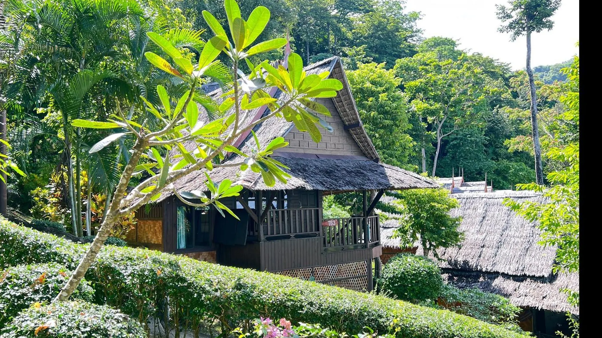 Phi Phi Relax Beach Resort