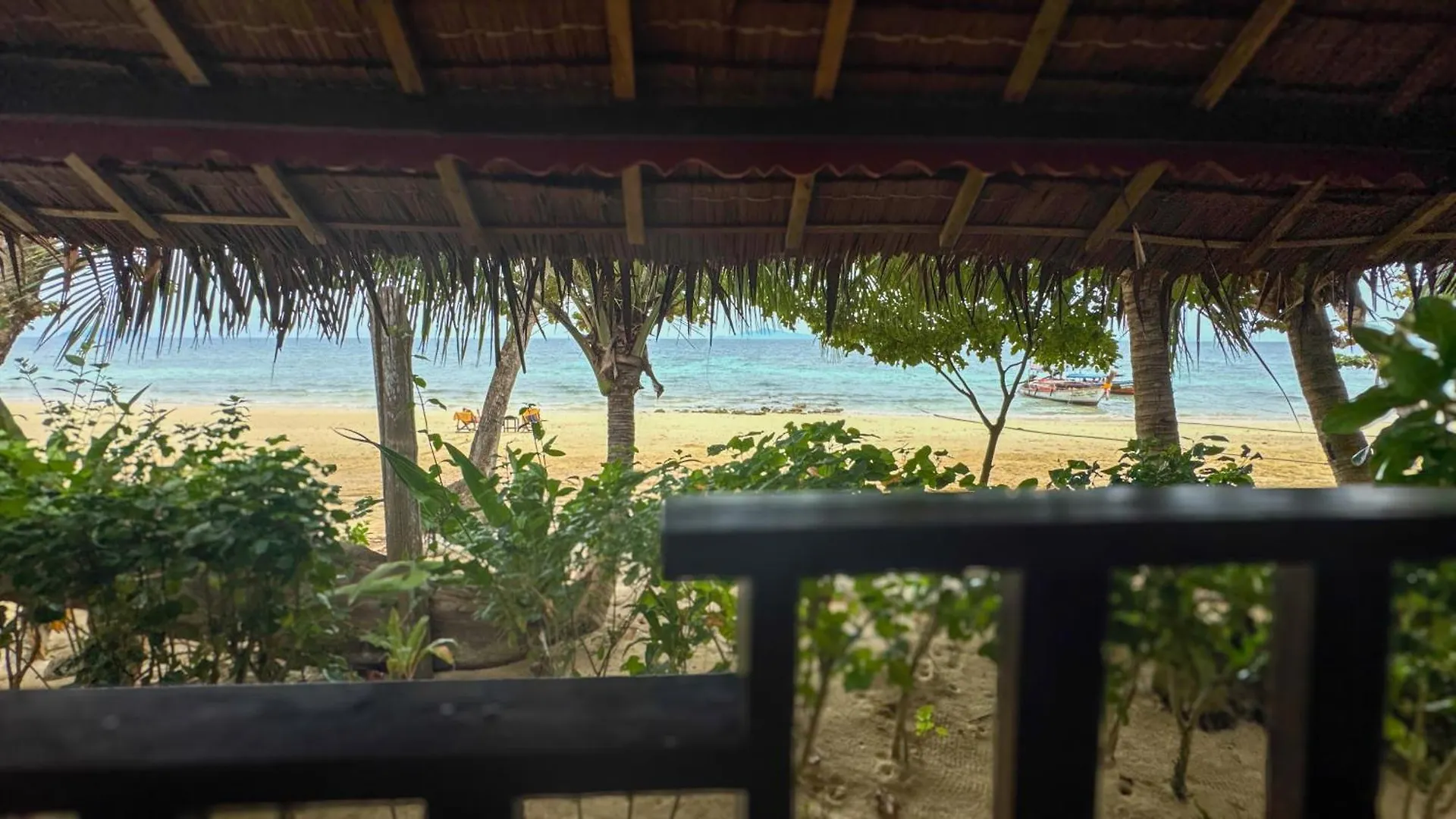 Phi Phi Relax Beach Resort